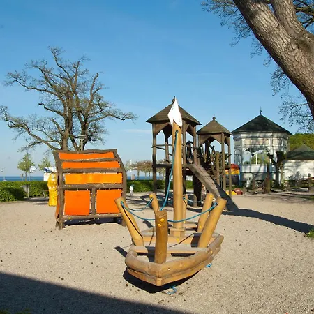 Schoenes Mit Balkon Im Ostseebad - Zentral Apartamento Goehren (Ruegen)