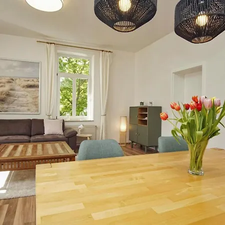 Schoenes Mit Balkon Im Ostseebad - Zentral * Goehren (Ruegen)