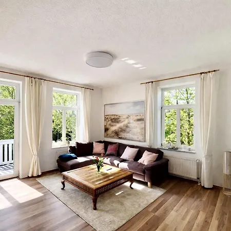 Schoenes Mit Balkon Im Ostseebad - Zentral Apartment