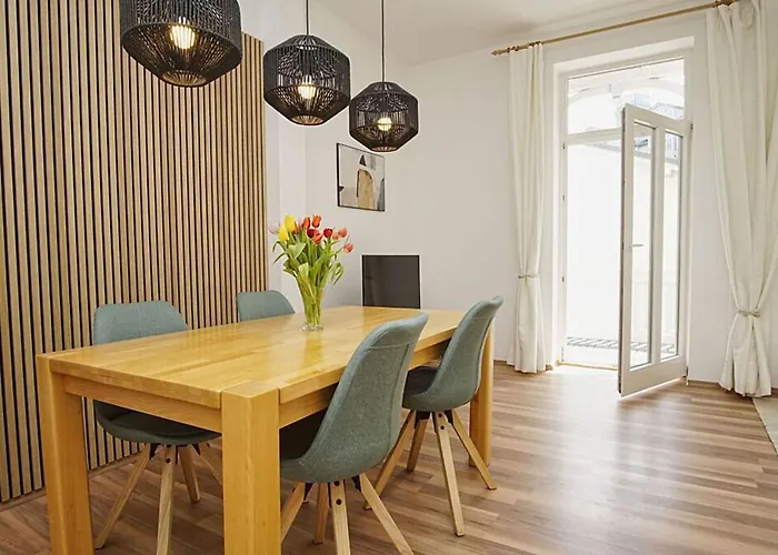 Schoenes Mit Balkon Im Ostseebad - Zentral *