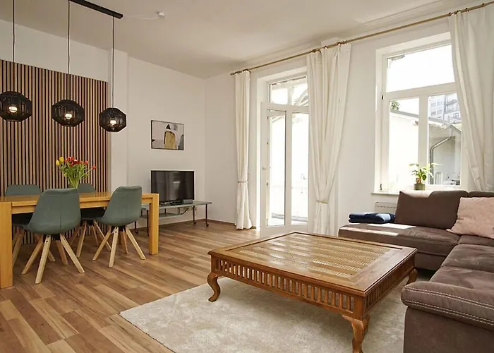 Schoenes Mit Balkon Im Ostseebad - Zentral Appartamento *